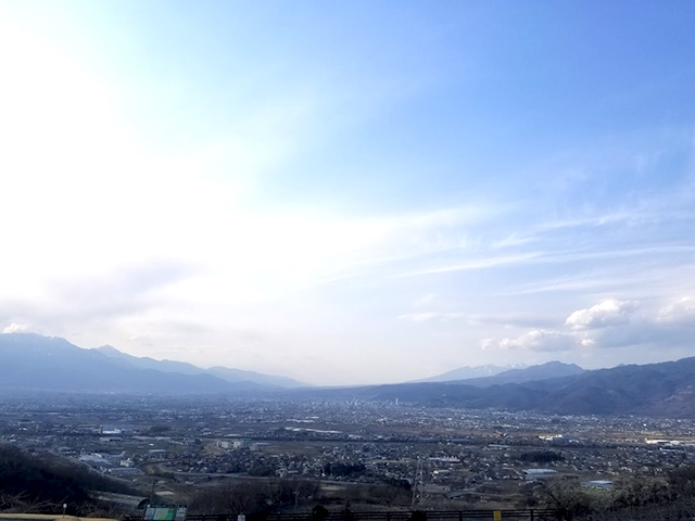 八代ふるさと公園「岡銚子塚古墳」からの景色